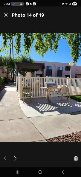 Building Photo - 886 W Galveston St