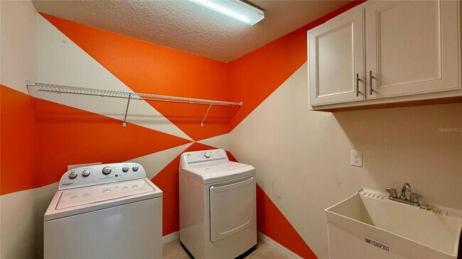 Building Photo - 3545 Starkey Dr