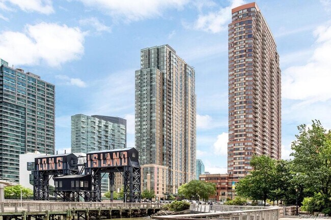 Building Photo - 4-74 48th Avenue Unit 25M