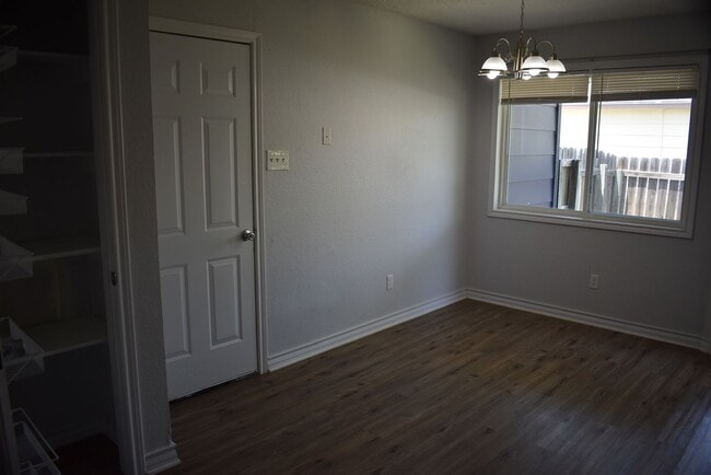 Building Photo - 4 Bd / 2 Bath in Killeen! Convenient to Fort Cavazos!