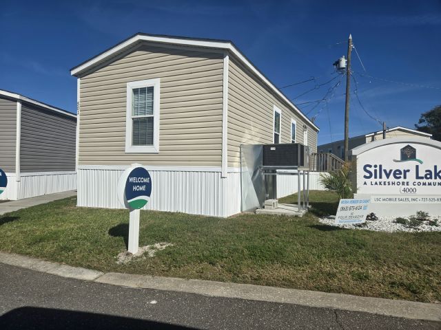 Primary Photo - 4000 24th St N