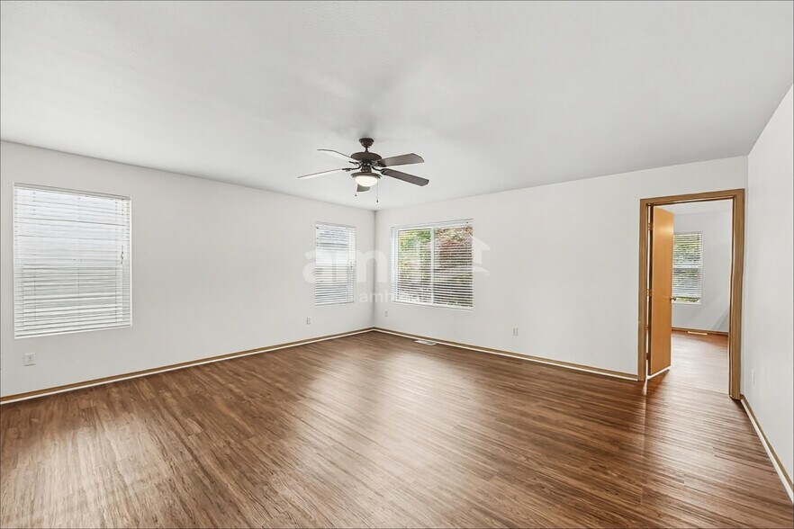 Building Photo - 9814 198th Avenue Ct E