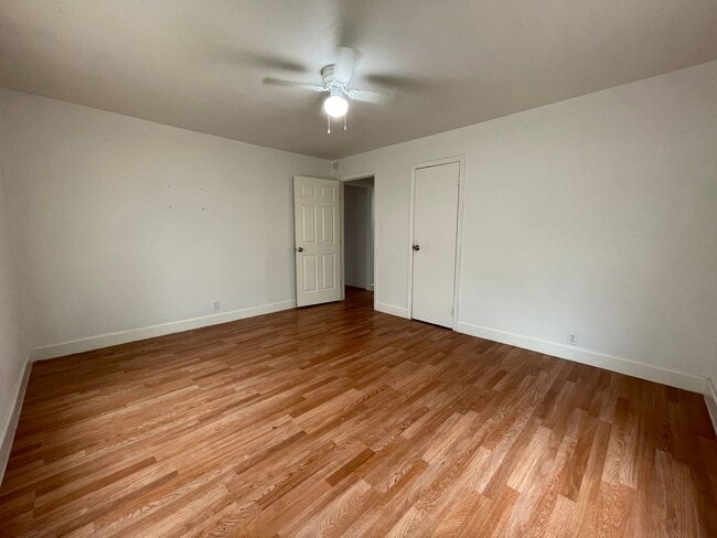 Building Photo - 2 Bedroom 1 Bath Home in Fort Worth