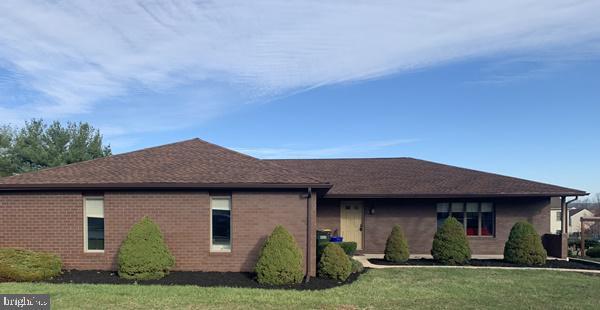 Building Photo - 1935 Shiloh Dr