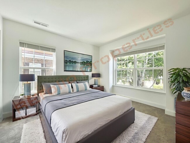 Building Photo - Beautiful 2 Story 3 Bedroom 2.5 Bath Townh...