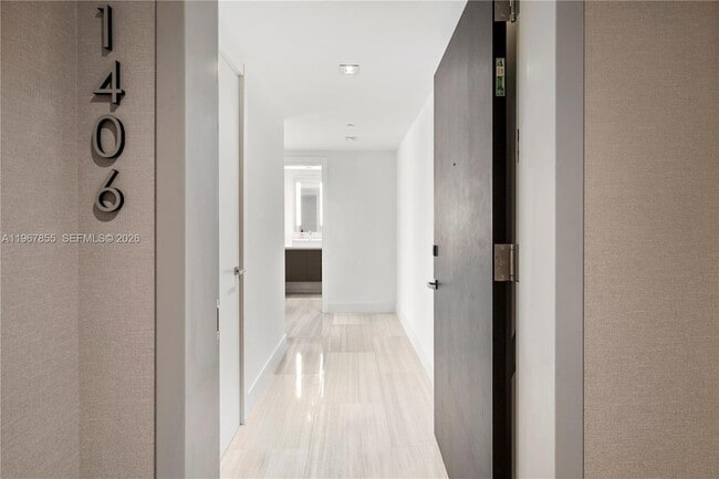 Building Photo - 1451 Brickell Ave