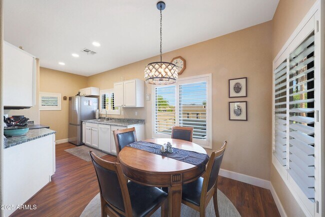 Building Photo - 13804 N Saguaro Blvd