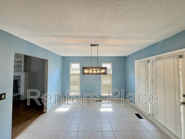 Building Photo - 8626 S 90th E Ave