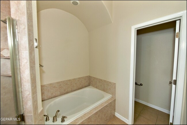 Building Photo - 6324 Franklin Gate Dr