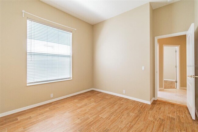 Building Photo - 10506 Chelmsford Way