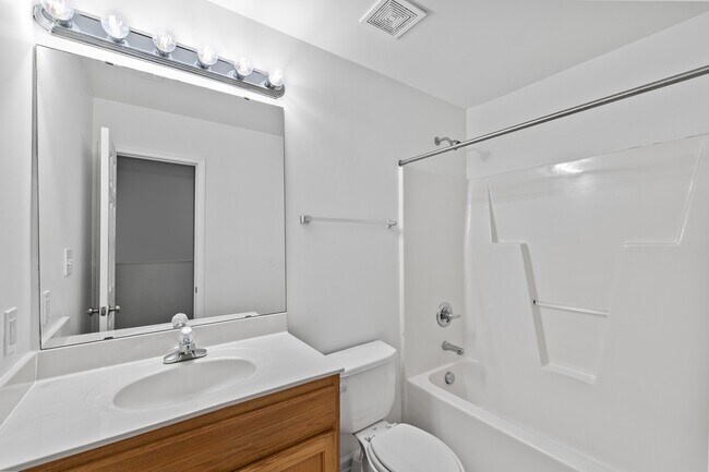 Building Photo - 8321 Glenwood Springs Ct