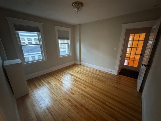 Building Photo - 39 Chester Rd