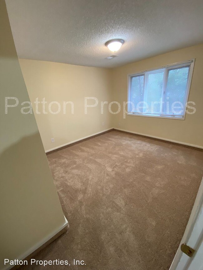 Building Photo - 4 br, 3 bath House - 162 Lions Gate Road