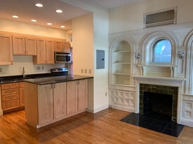 Building Photo - 197 Commonwealth Ave