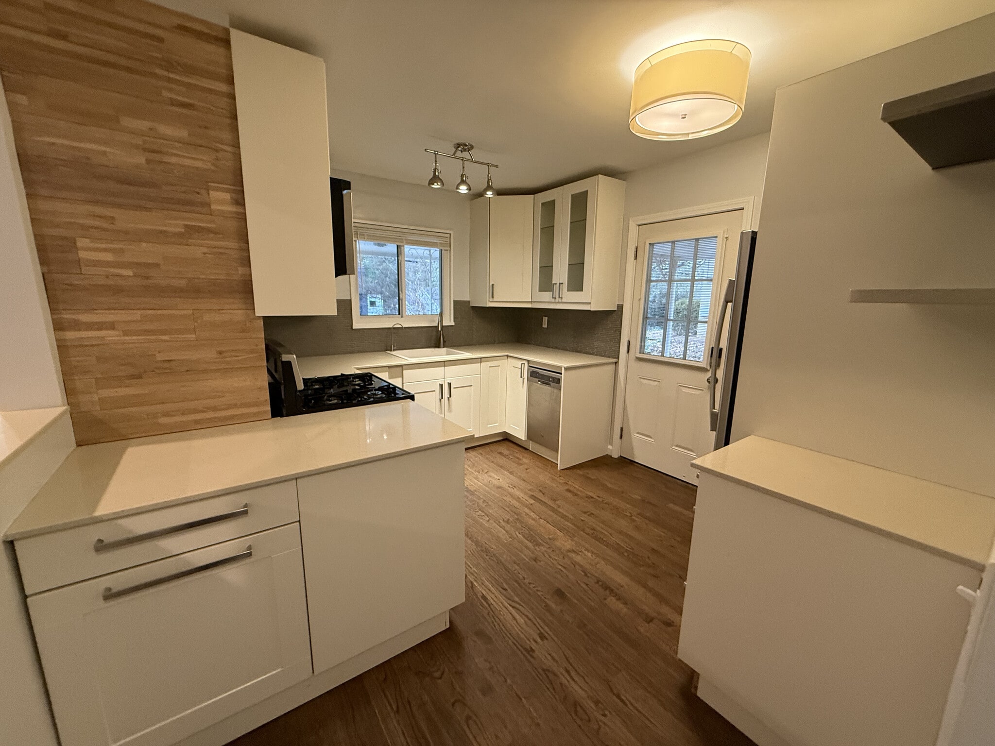 Kitchen - 430 Wimbledon Road Northeast