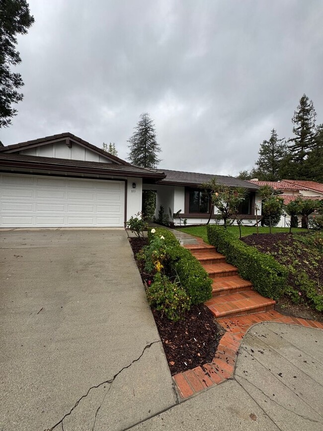 Building Photo - Renovated Home with Modern Comfort and Spa...