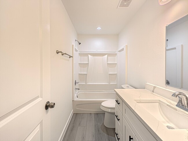 Building Photo - 8617 Hoffman St