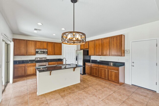 Building Photo - 5111 W El Cortez Trail