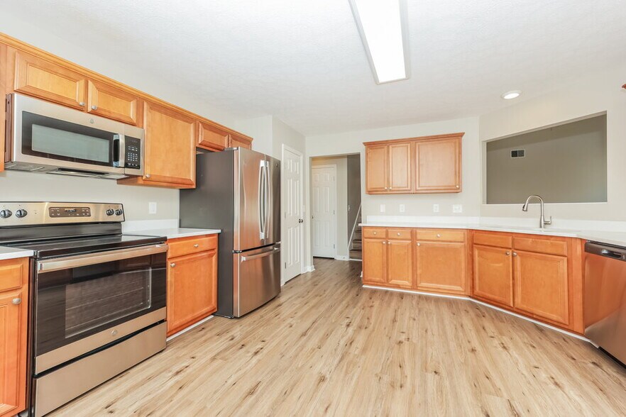 Building Photo - 1147 Benton Mason Dr