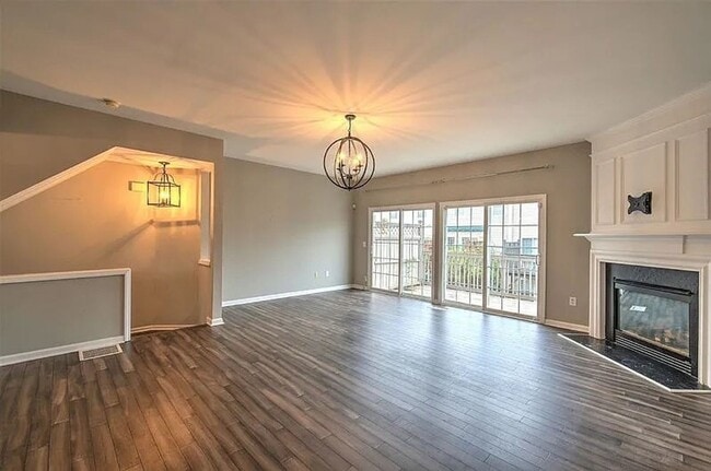 Building Photo - Location, Location!