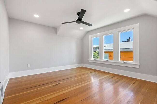 Building Photo - Stunningly Remodeled 1905 Beauty w/ AIR CO...