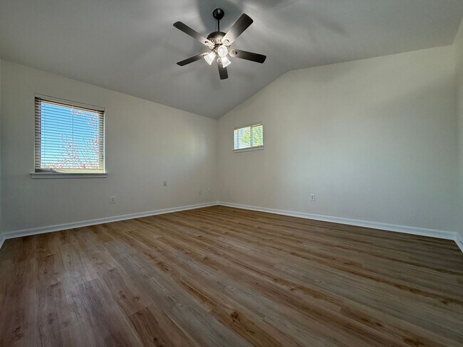 Building Photo - TAKE A LOOK AT THIS GORGEOUS HOME SITTING ...