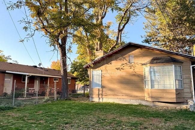 Building Photo - 1845 W 80 S