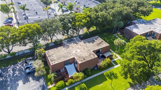 Building Photo - 804 SW 119th Way