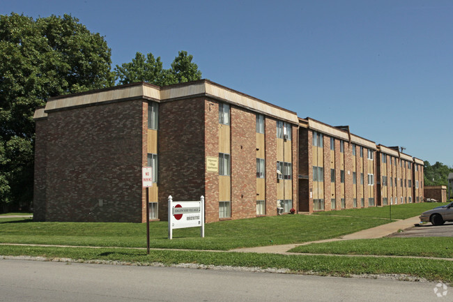 Building Photo - Edgewood Village Apartments