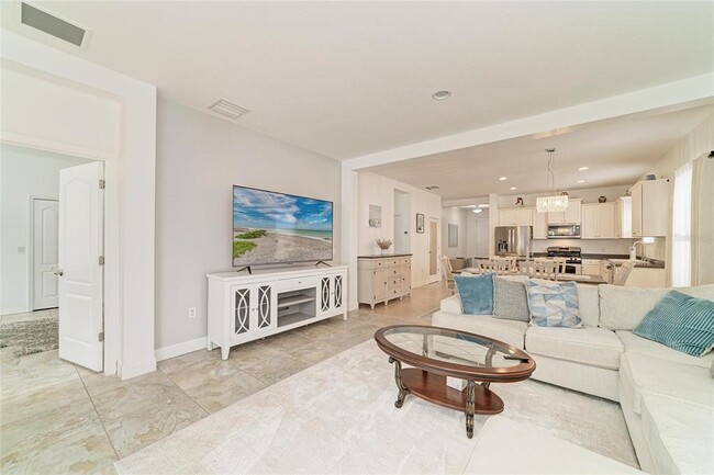 Building Photo - 4650 Woodbrook Dr