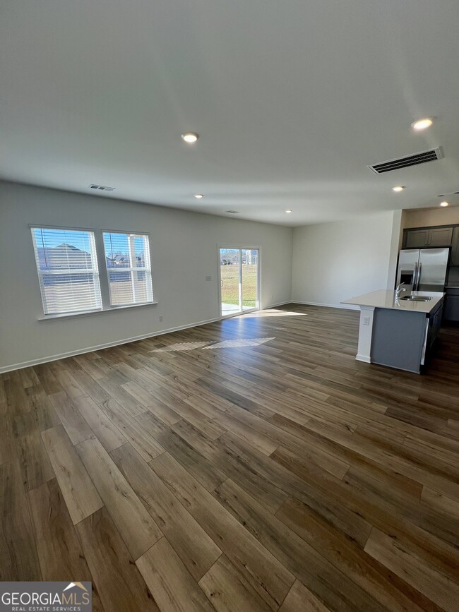 Building Photo - 128 Rolling Mdw Wy