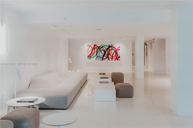 Building Photo - 291 Bal Bay Dr