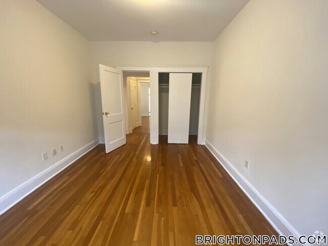 Building Photo - 113 Kilsyth Rd