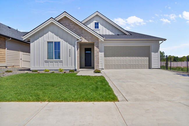 Building Photo - 4646 S Selatir Way