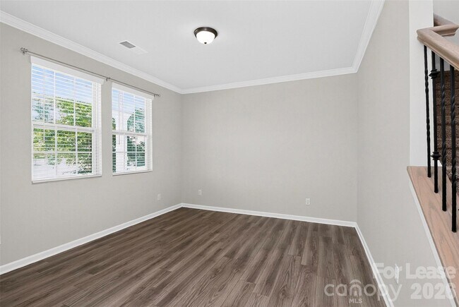 Building Photo - 17401 Carolina Hickory Dr