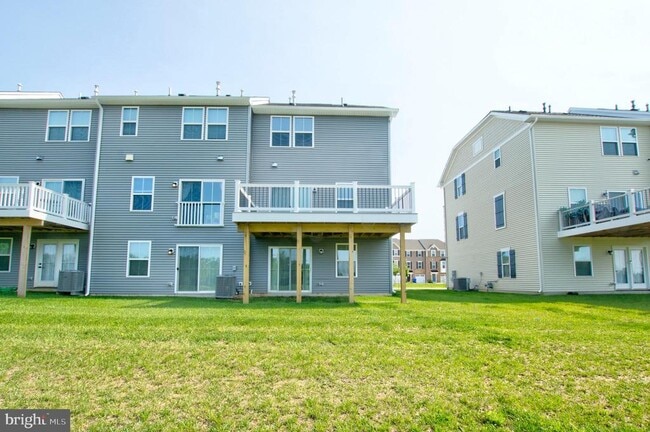 Building Photo - 110 Fletcher Cir
