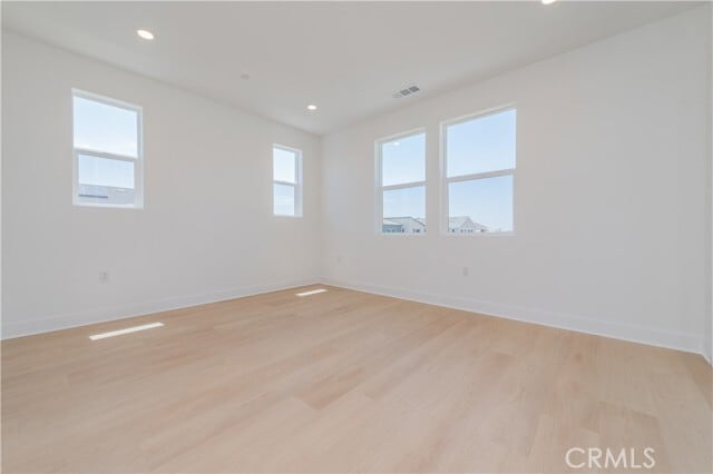 Building Photo - 446 Lobata