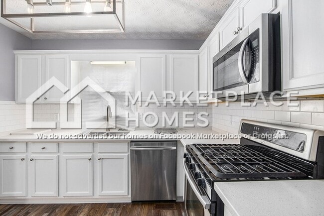 Building Photo - 117 Fawn Ln