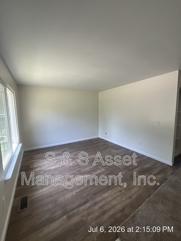 Building Photo - 3324 Danbury Crossroad St