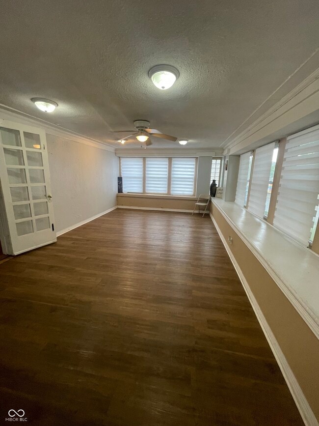 Building Photo - 117 E 36th St