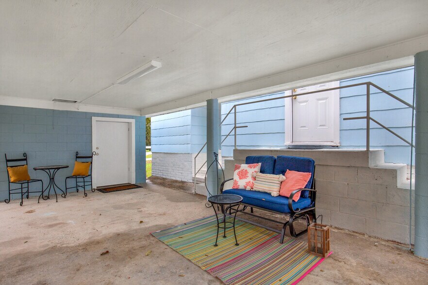 Building Photo - 1912 Hawthorne St