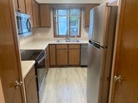 Building Photo - 220 Swanton Rd