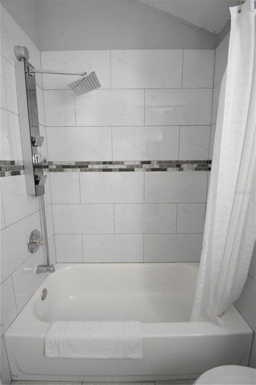 Building Photo - 221 E Cypress St