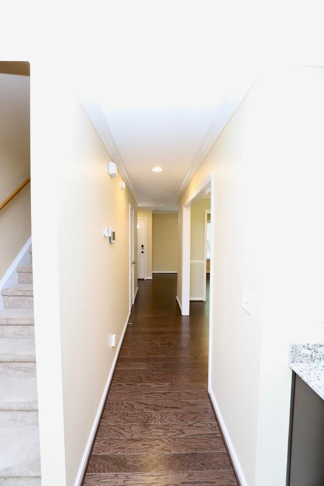 Building Photo - 1761 Nicholas Dr