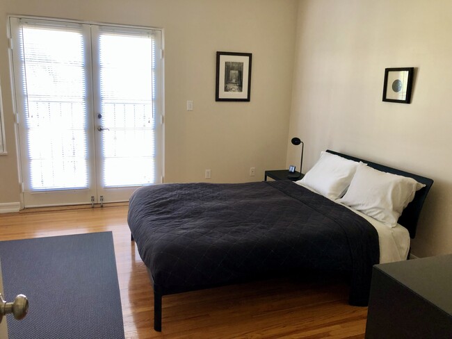 Master Bedroom - 827 12th St