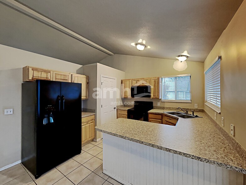 Building Photo - 4539 W 6130 S