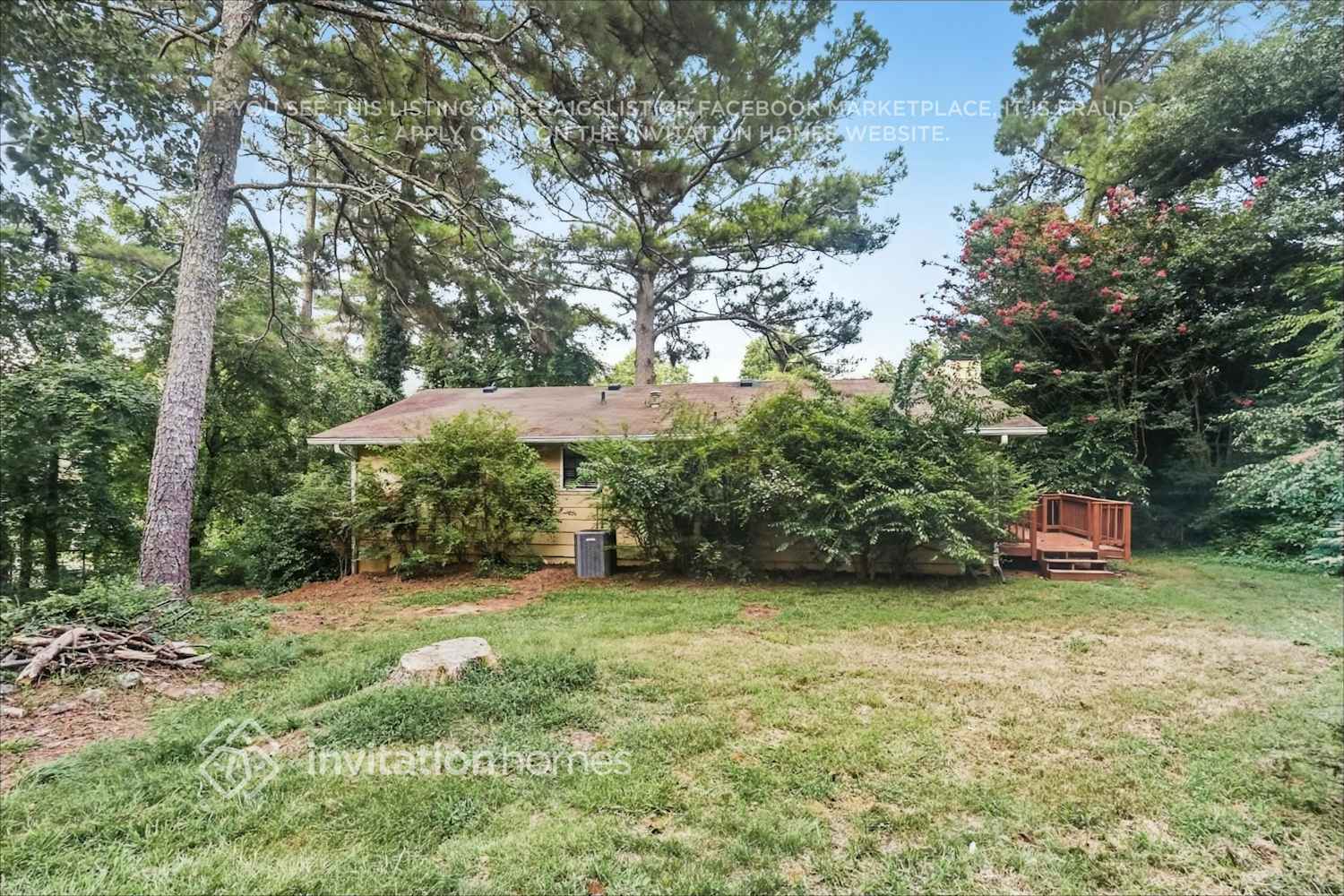 Building Photo - 216 S Sequoya Dr