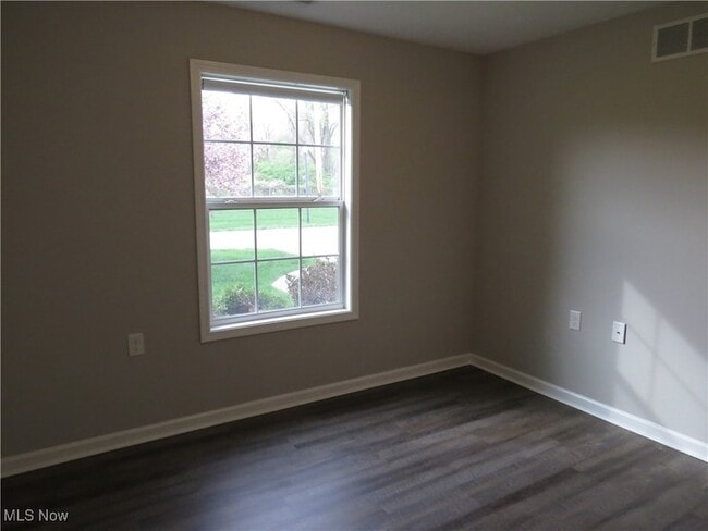 Building Photo - 1751 Blase Nemeth Rd