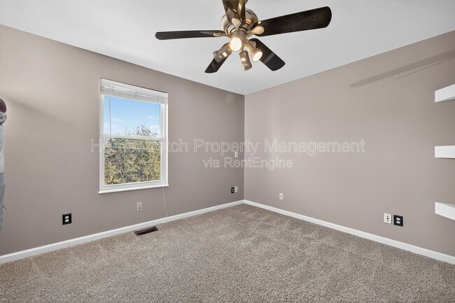 Building Photo - 820 Whisper Creek Ct