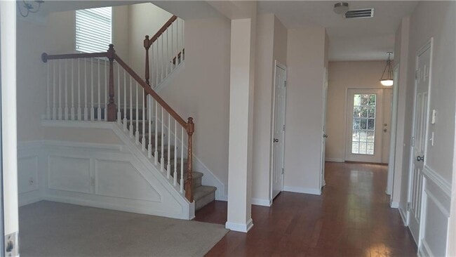 Building Photo - 5966 Haddon Pl SE